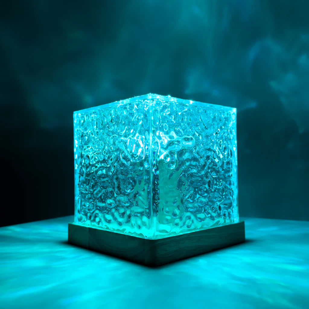 Luminova Cube